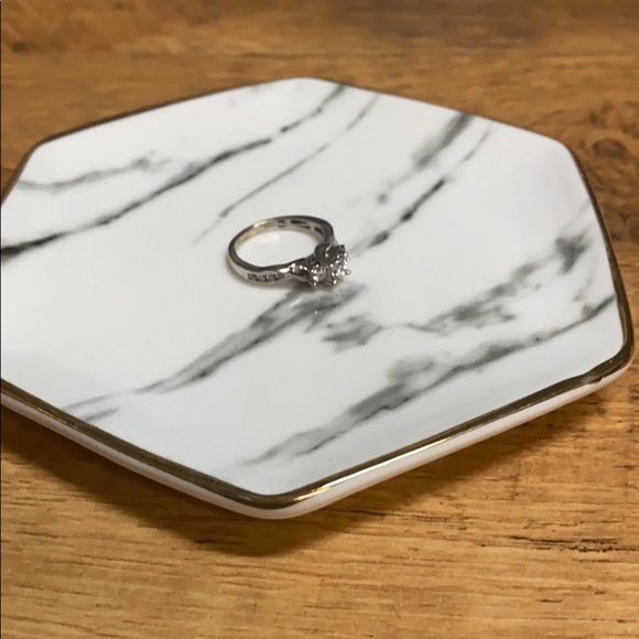 Diamond ring - Picture 4 of 6